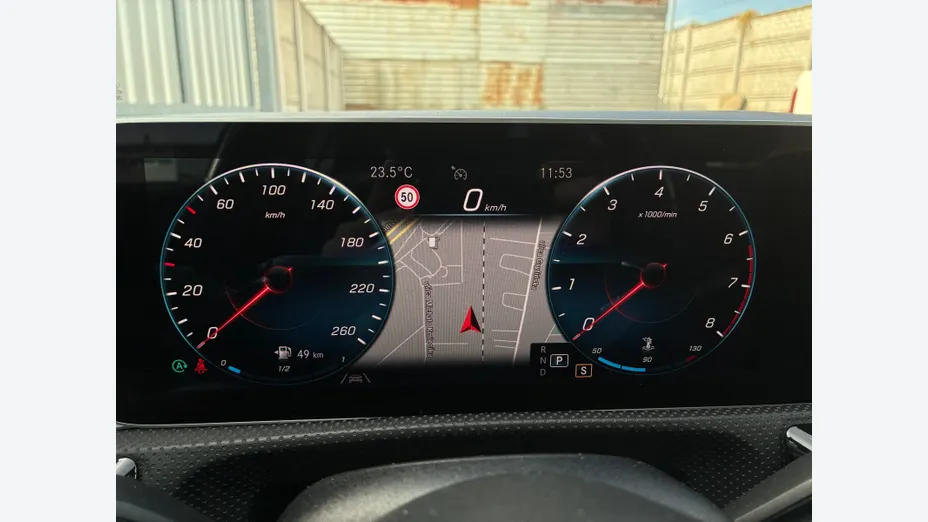 MERCEDES-BENZ A Klasa A 250 4-Matic Edition 1 7G-DCT