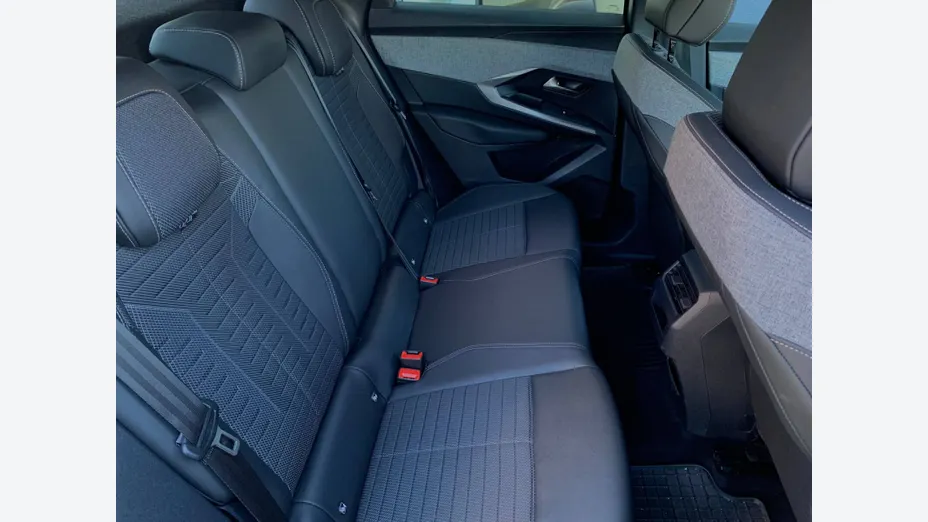 PEUGEOT 3008 3008 1.2 PureTech mHEV Allure e-DCS6