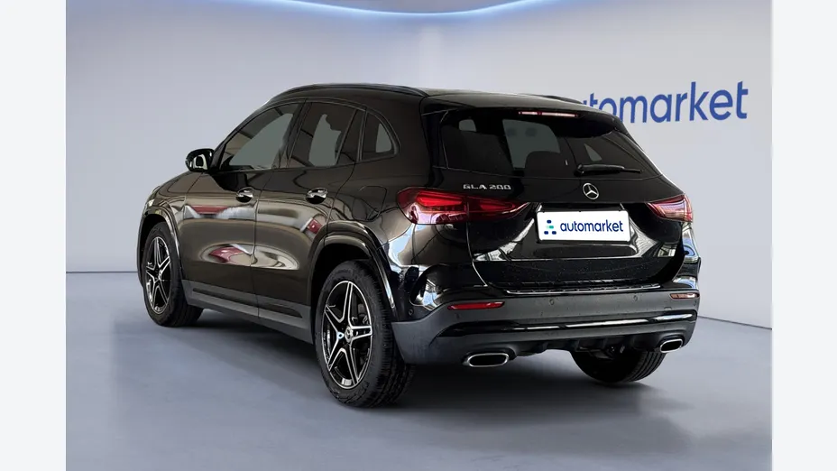 MERCEDES-BENZ GLA GLA 200 mHEV AMG Line 7G-DCT