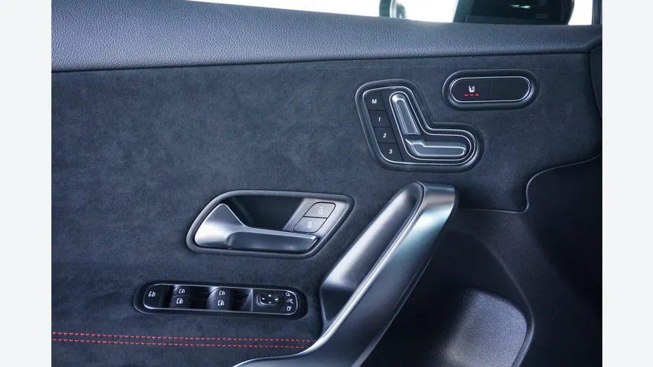 MERCEDES-BENZ A Klasa A 35 AMG 4-Matic 7G-DCT