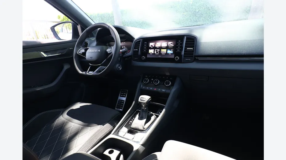 SKODA Karoq -
