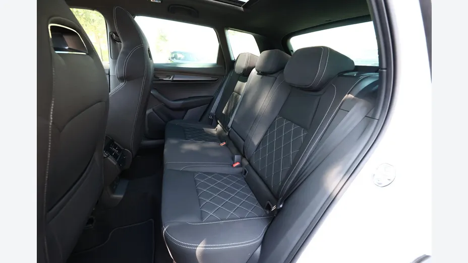 SKODA Karoq -
