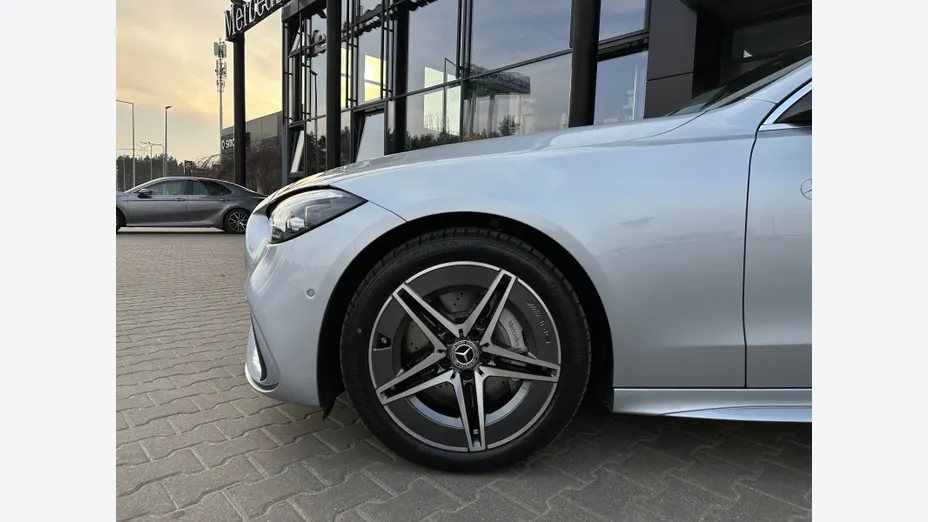 MERCEDES-BENZ C Klasa C 200 mHEV 4-Matic AMG