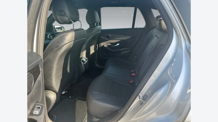 MERCEDES-BENZ GLC -