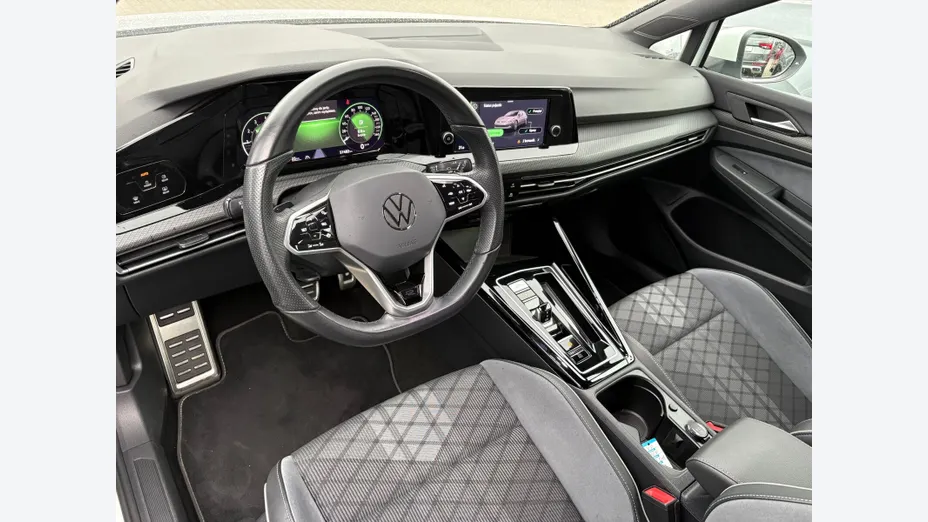 VOLKSWAGEN Golf Golf VIII 1.5 eTSI R-Line DSG