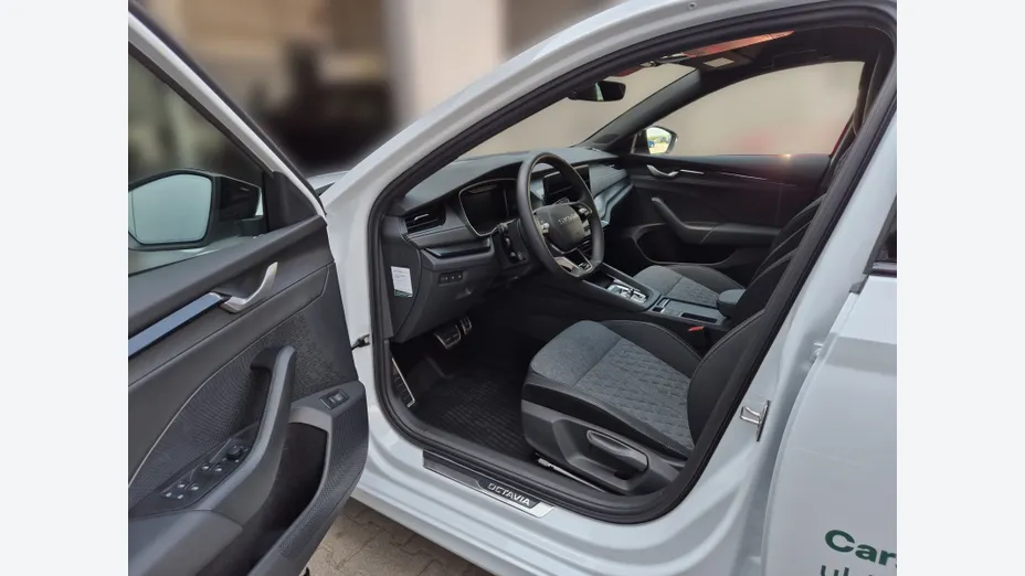SKODA Octavia Octavia 1.5 TSI mHEV Selection DSG