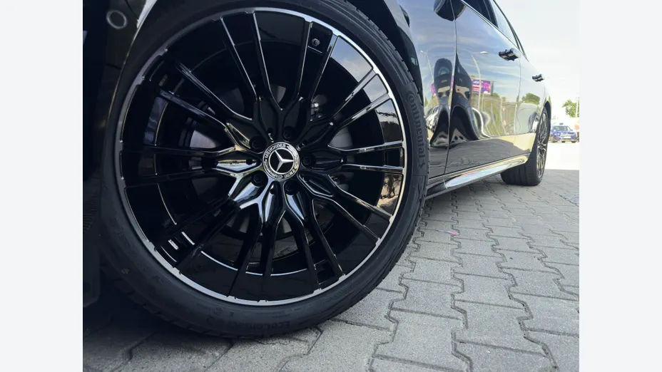 MERCEDES-BENZ E Klasa -