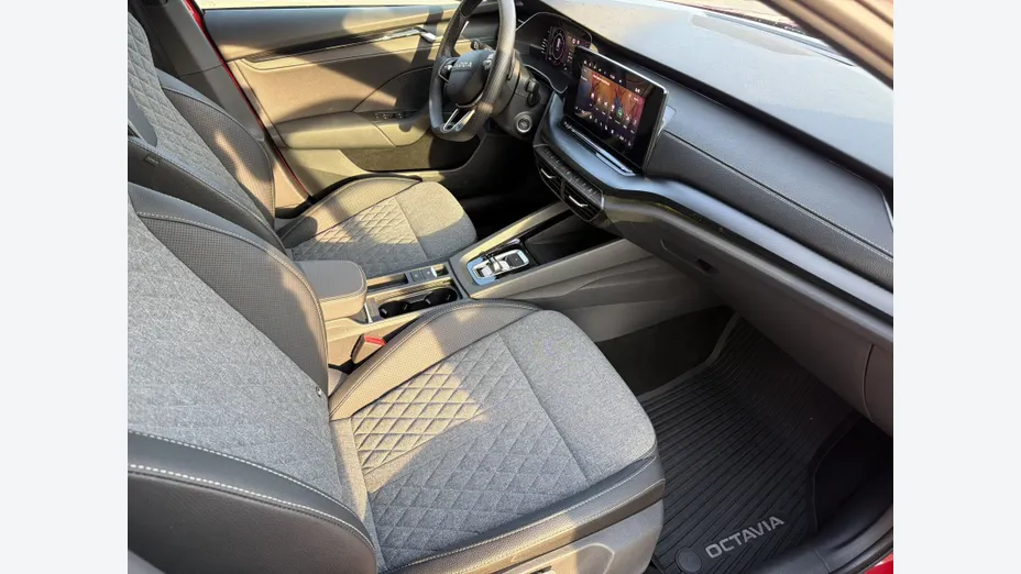 SKODA Octavia Octavia 1.5 TSI mHEV Sportline DSG