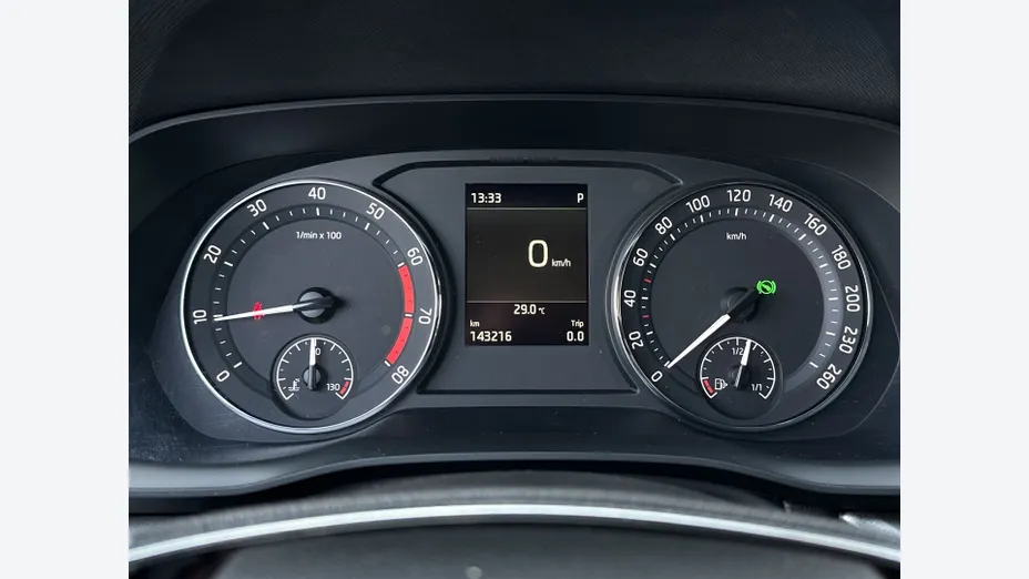SKODA Octavia Octavia 1.5 TSI e-Tec Ambition DSG