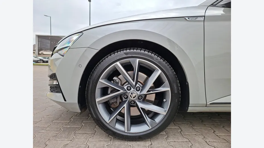 SKODA Superb Superb 2.0 TSI 4x4 Sportline DSG