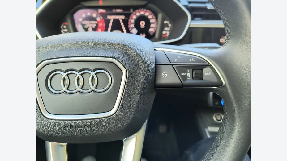 AUDI Q3 Sportback -