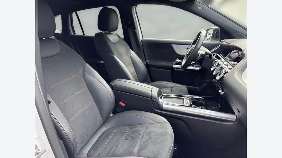 MERCEDES-BENZ GLA GLA 200 mHEV AMG Line 7G-DCT
