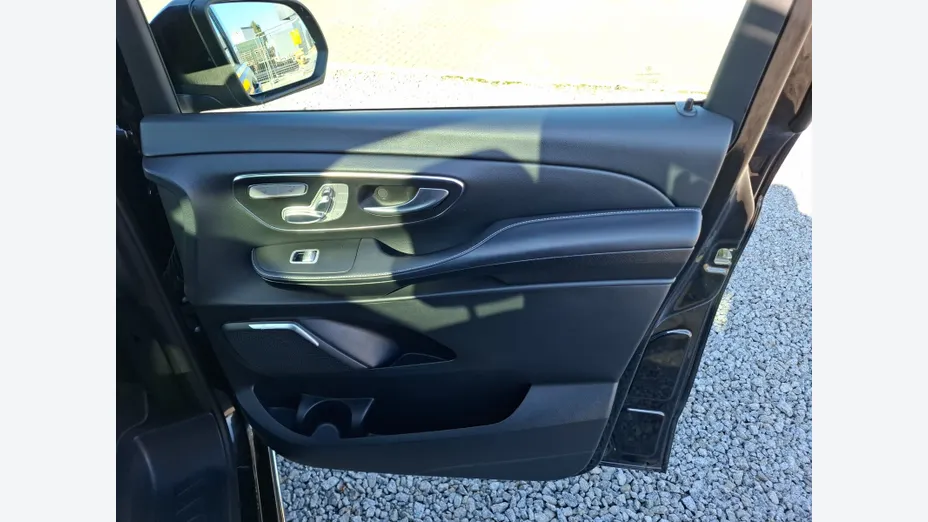MERCEDES-BENZ V Klasa V 300 d 4-Matic Exclusive 9G-Tronic (długi)