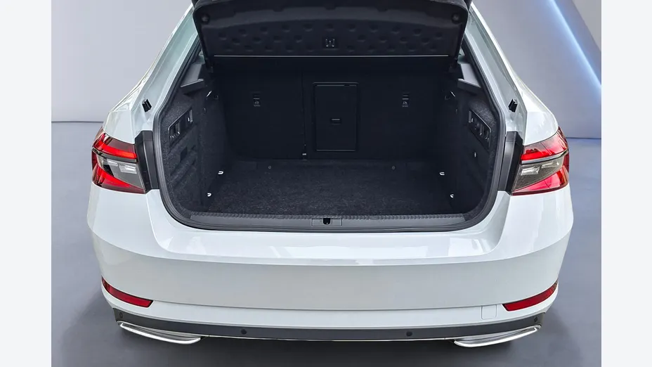 SKODA Superb Superb 2.0 TDI SCR Sportline DSG