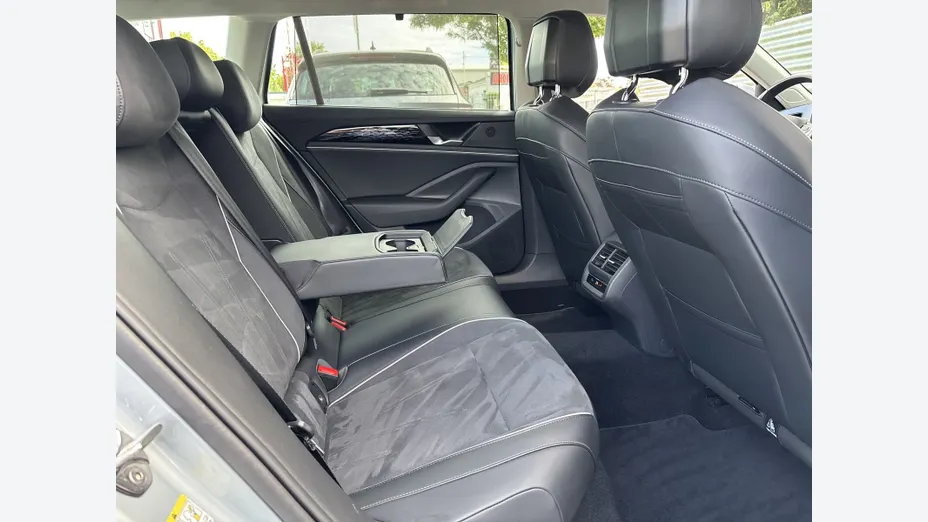 VOLKSWAGEN Passat Passat 2.0 TDI SCR Elegance DSG