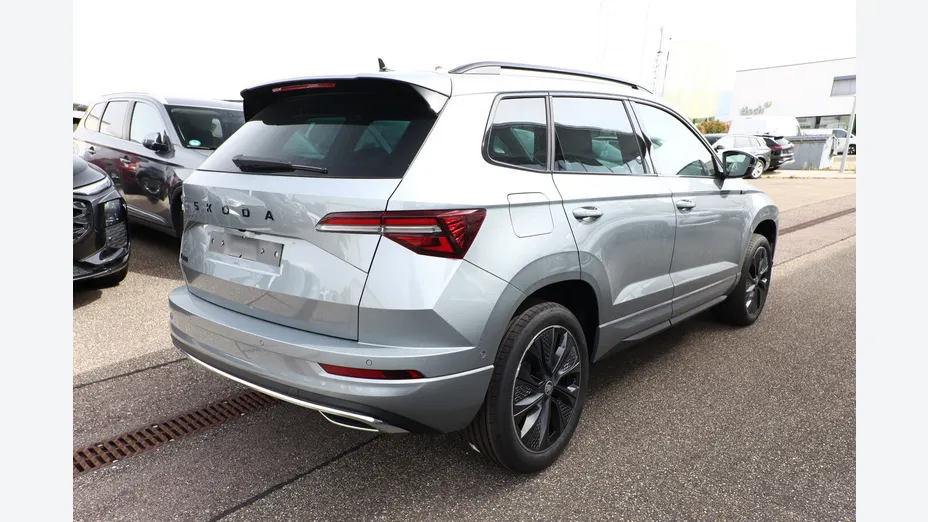 SKODA Karoq -