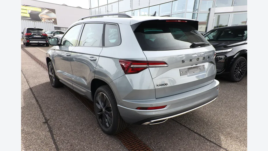 SKODA Karoq -