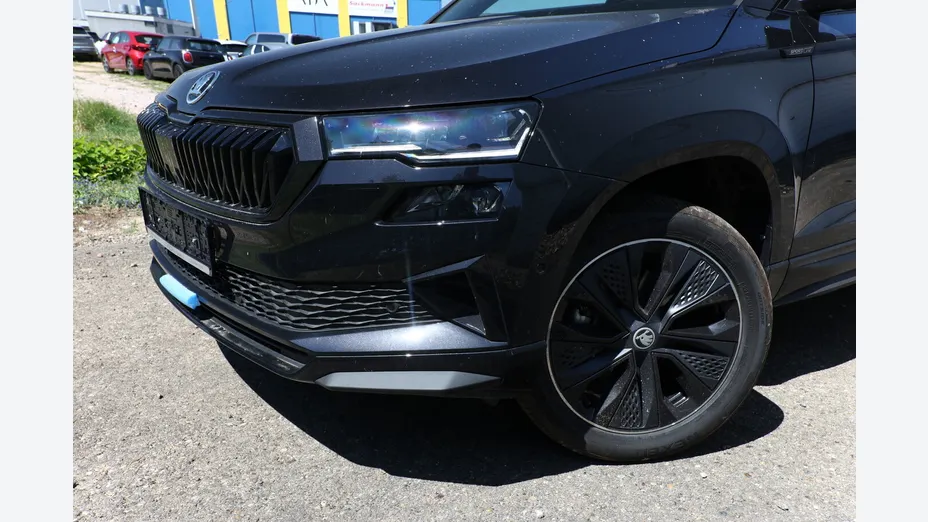 SKODA Karoq -