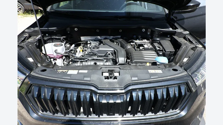 SKODA Karoq -
