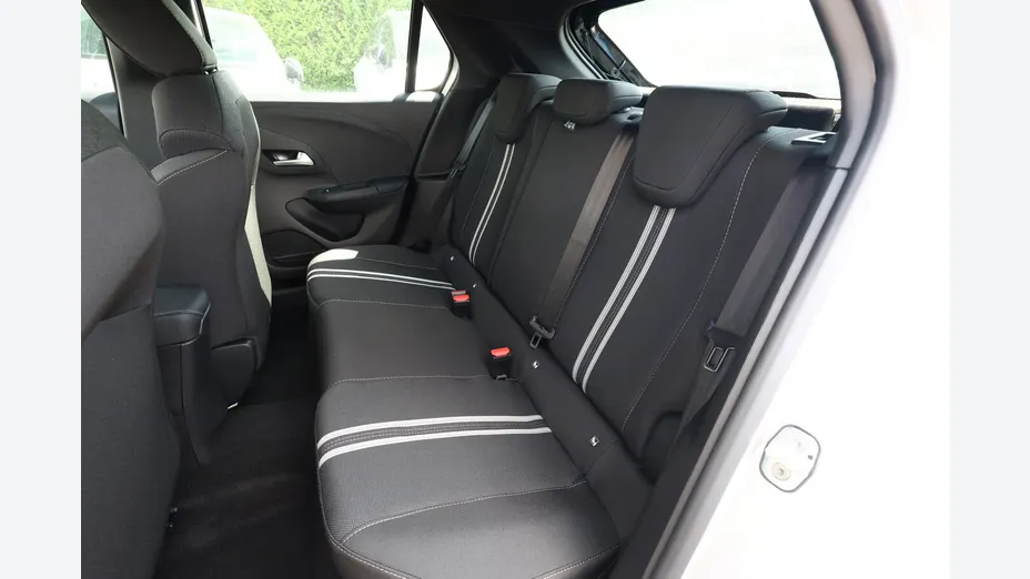 OPEL Corsa -