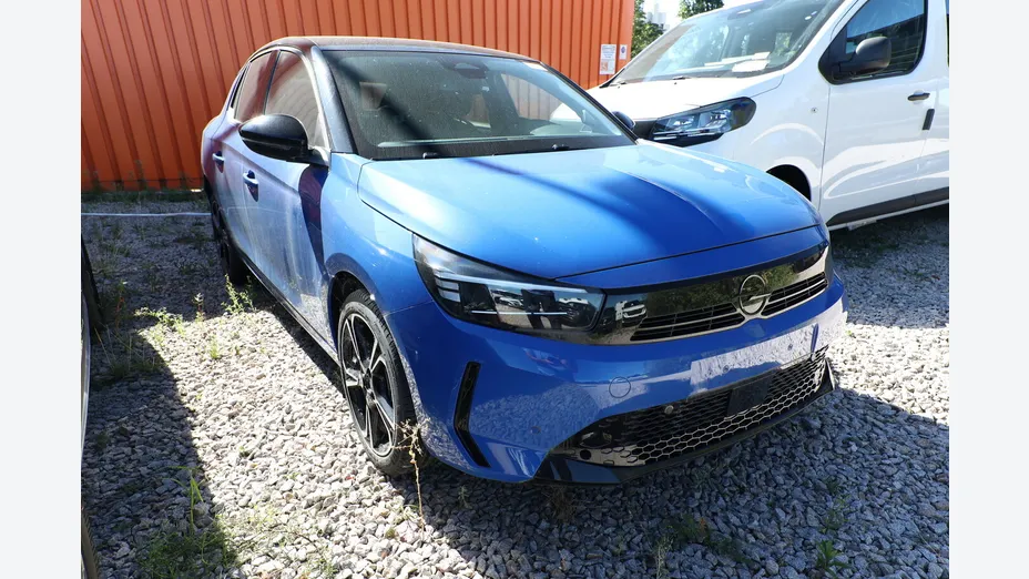 OPEL Corsa -