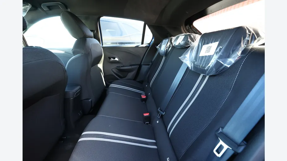 OPEL Corsa -