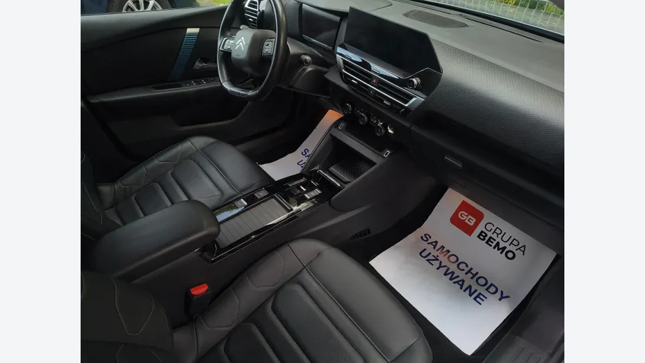 CITROEN C4 e-C4 EV136 50kWh Shine