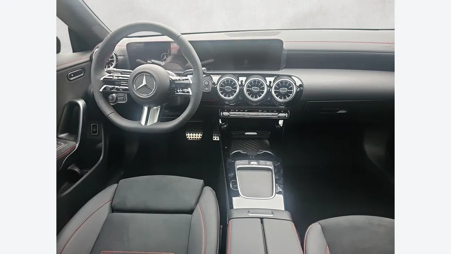 MERCEDES-BENZ CLA CLA 200 mHEV AMG Line 7G-DCT Nowy