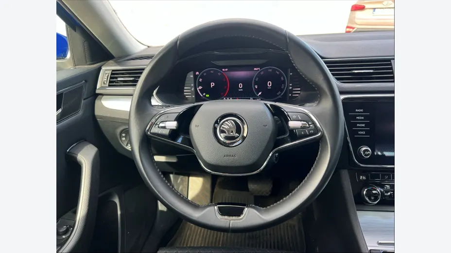SKODA Superb Superb 2.0 TDI SCR Ambition DSG
