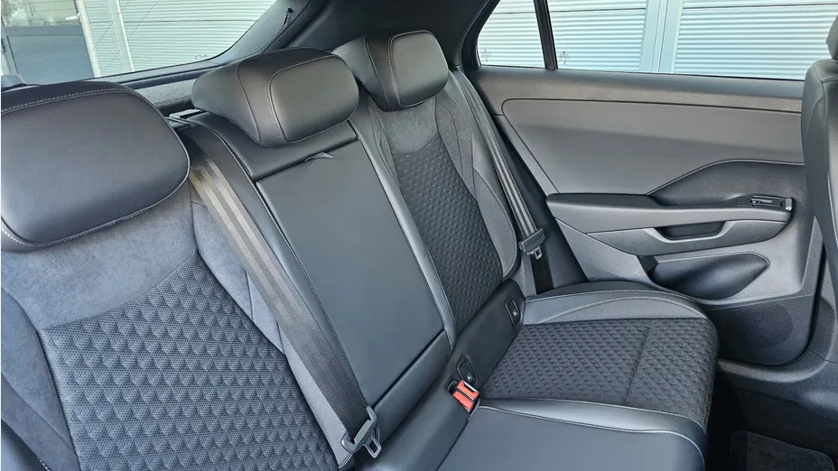 VOLKSWAGEN T-ROC T-ROC 1.5 eTSI R-Line DSG Nowy