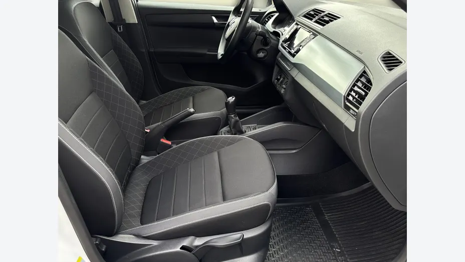 SKODA Fabia Fabia 1.0 TSI Ambition