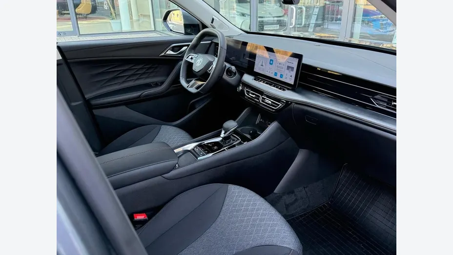 MG HS HS 1.5T HEV+ Excite aut Nowy
