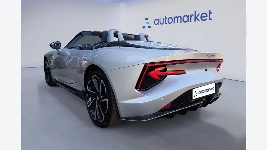 MG Cyberster Cyberster 77kWh AWD Czerwony Dach Nowy