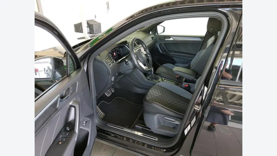 VOLKSWAGEN Tiguan Allspace -