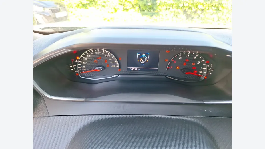 PEUGEOT 2008 -