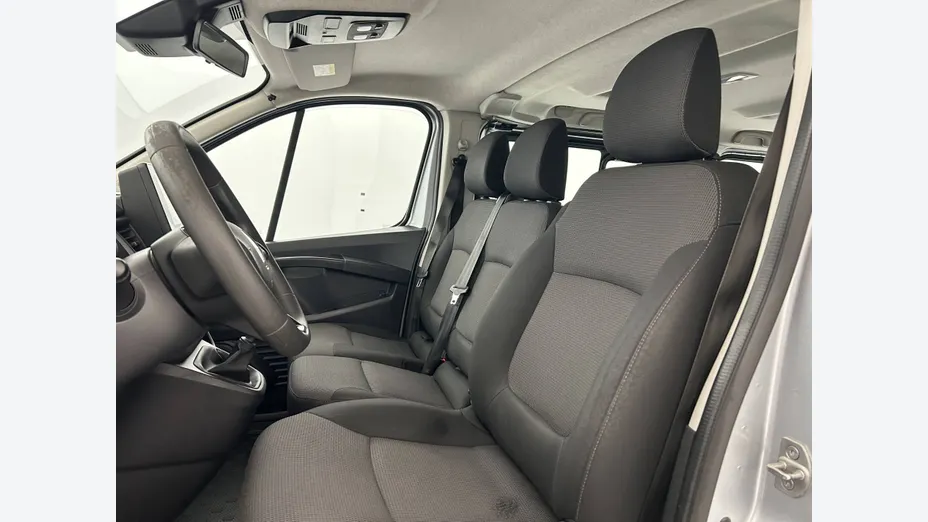 RENAULT Trafic -