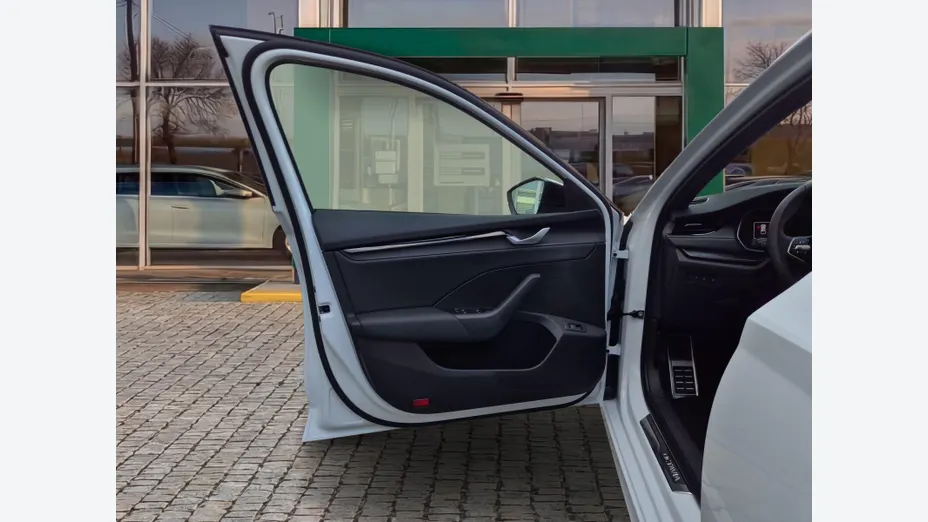 SKODA Octavia Octavia 1.5 TSI mHEV Sportline DSG Nowy