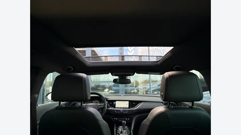 OPEL Insignia -