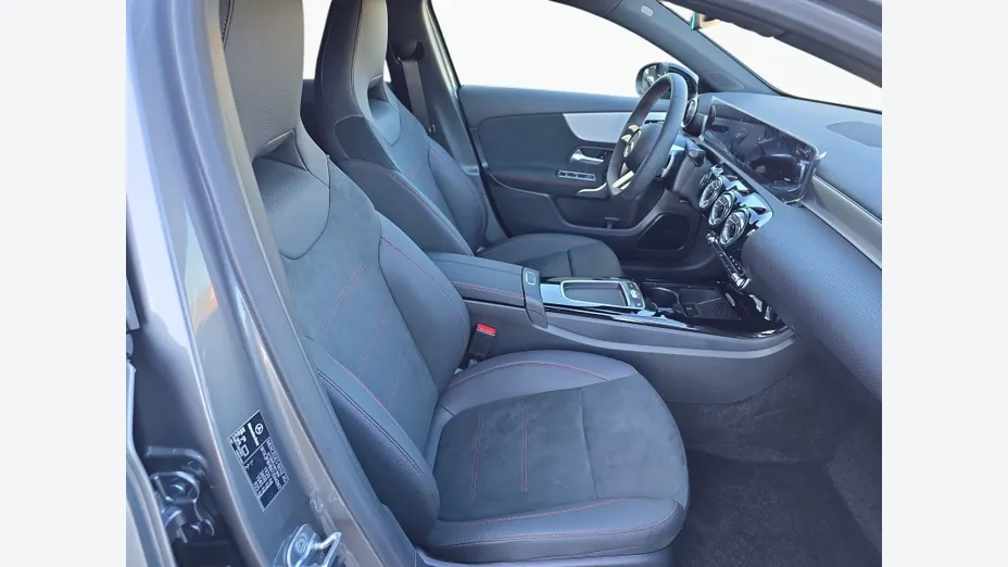 MERCEDES-BENZ A Klasa A 200 AMG Line 7G-DCT