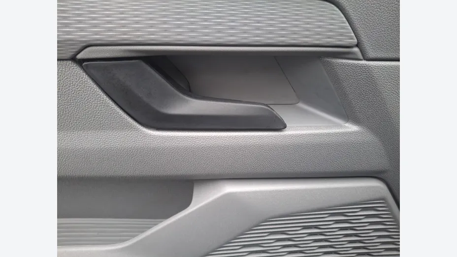 VOLKSWAGEN Caravelle Caravelle 2.0 TDI L2