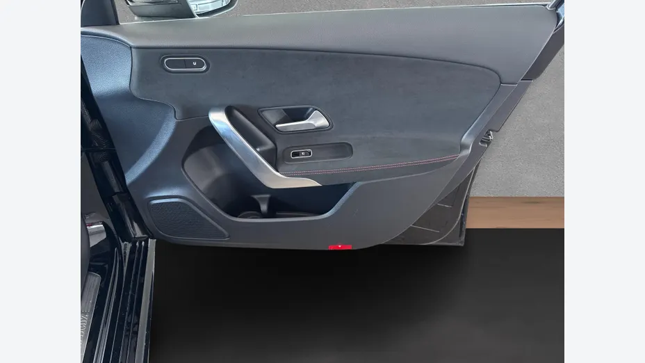MERCEDES-BENZ A Klasa A 200 AMG Line 7G-DCT
