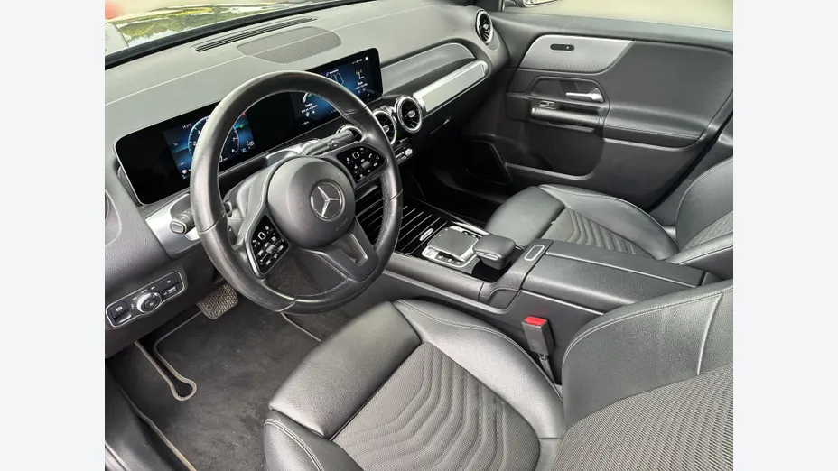 MERCEDES-BENZ GLB GLB 200 7G-DCT
