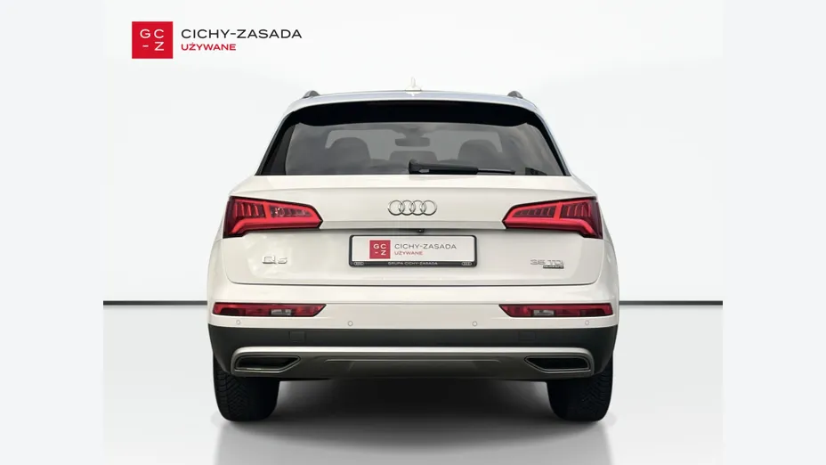 AUDI Q5 -