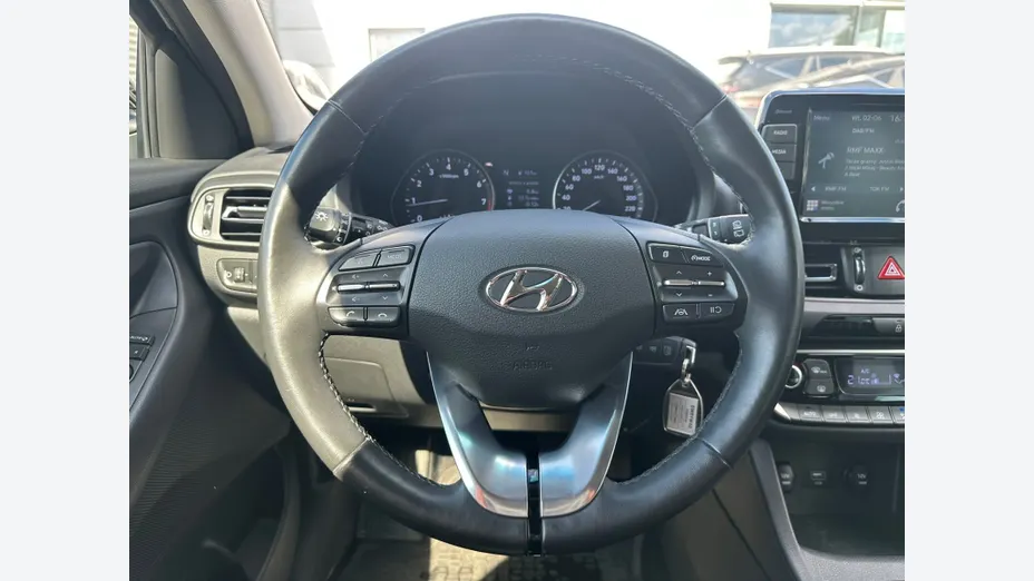 HYUNDAI i30 i30 1.5 T-GDI 48V Smart
