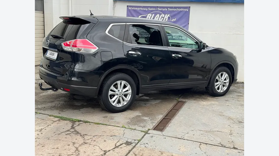 NISSAN X-Trail -