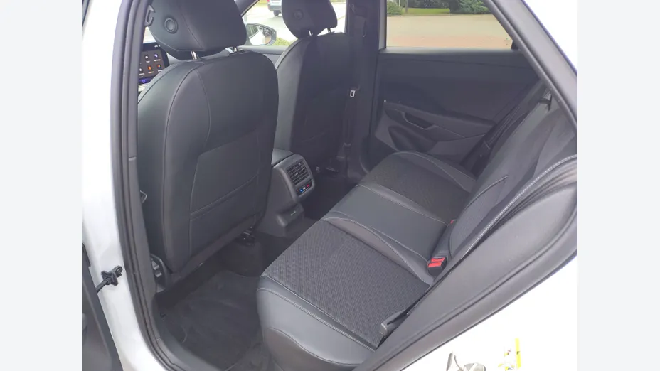 VOLKSWAGEN T-ROC T-ROC 1.5 eTSI R-Line DSG