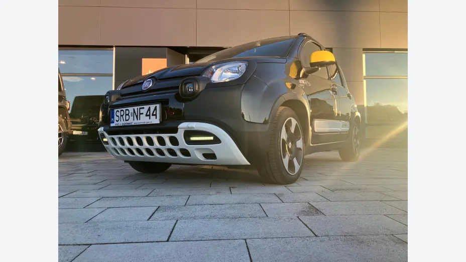 FIAT Panda Pandina 1.0 Hybrid Cross