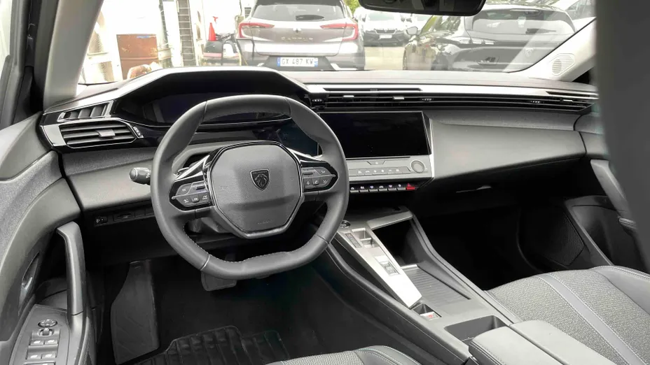 PEUGEOT 308 -