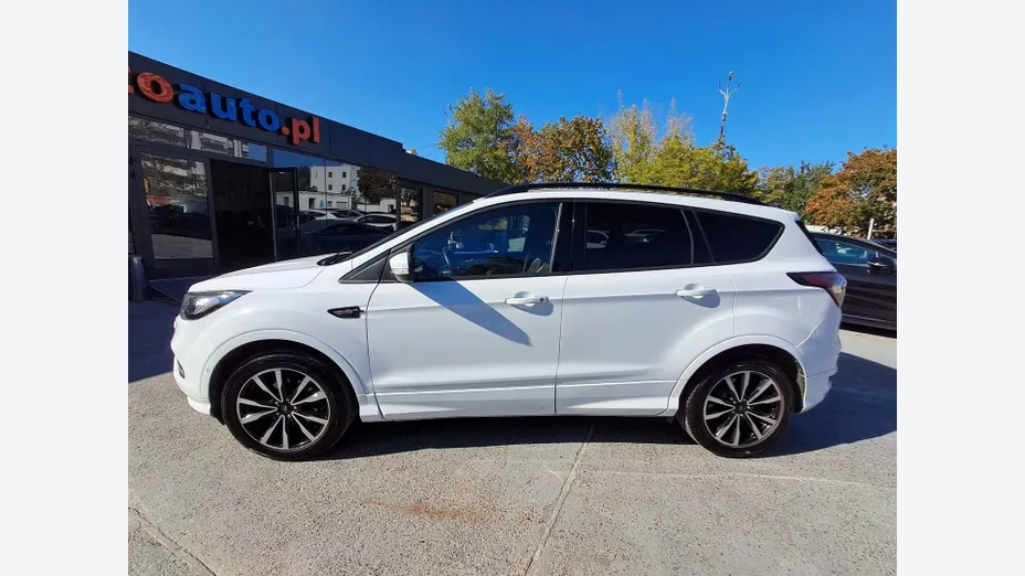 FORD Kuga -