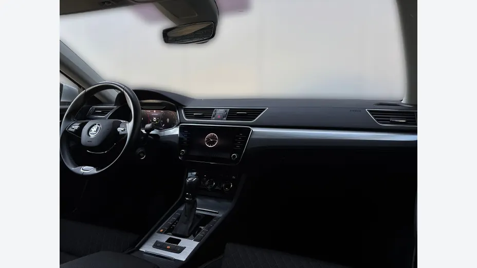 SKODA Superb Superb 2.0 TDI SCR Ambition DSG